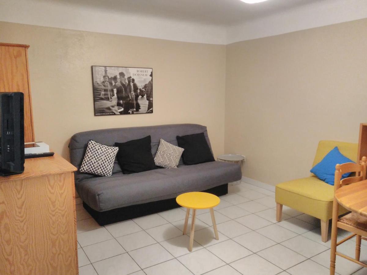Beaucaire Studio Apartment Екстериор снимка